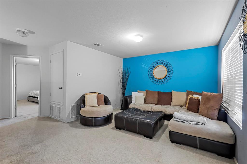 9212 Curacao Drive Property Photo 33