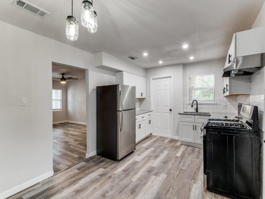 4317 Carmel Avenue Property Photo 6