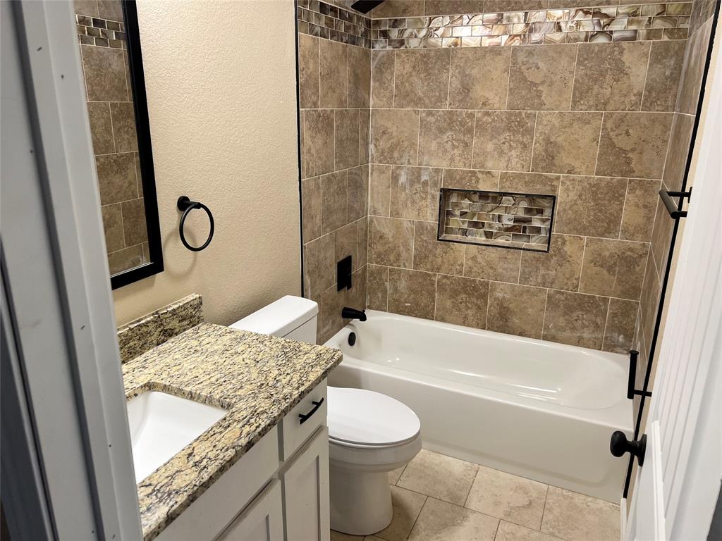 616 Campbell Street Property Photo 6