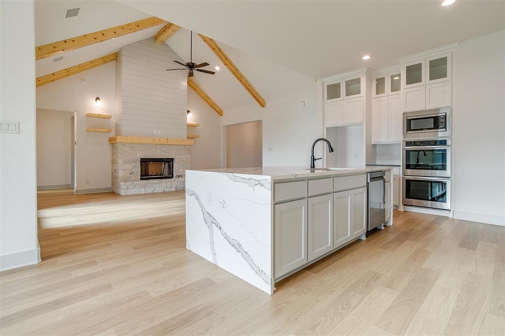 1120 Northern Way Property Photo 14
