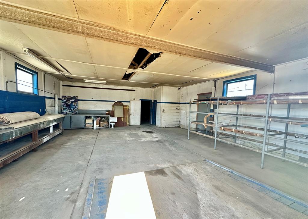 400 Echo Street Property Photo 5