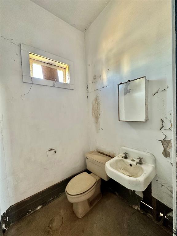 400 Echo Street Property Photo 8