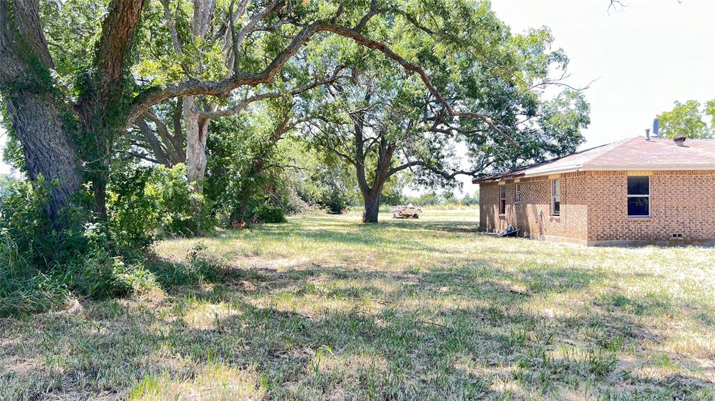 4955 Fm 697 Property Photo 5