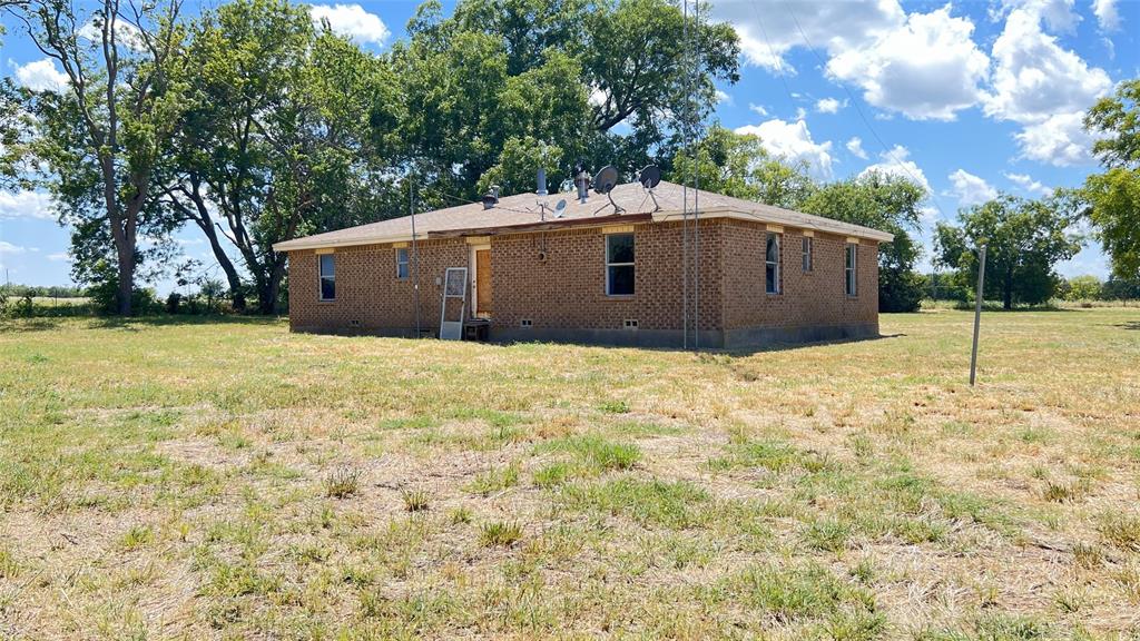 4955 Fm 697 Property Photo 7