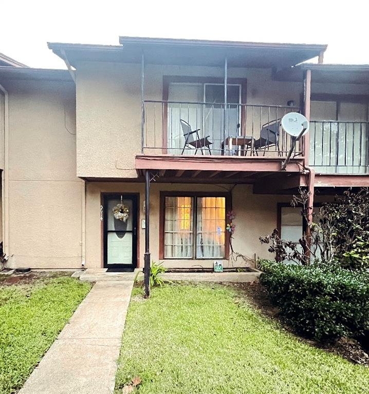 5614 Marina Drive Property Photo 1