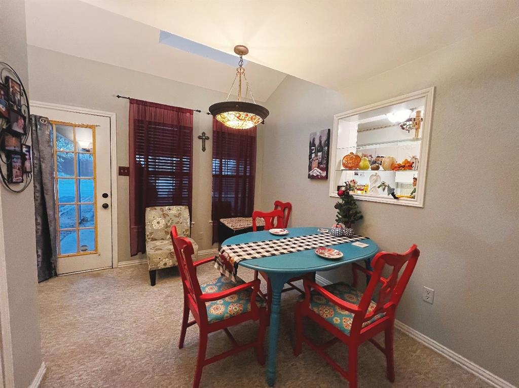 5614 Marina Drive Property Photo 4