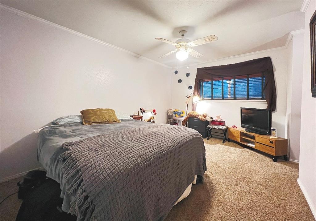 5614 Marina Drive Property Photo 13