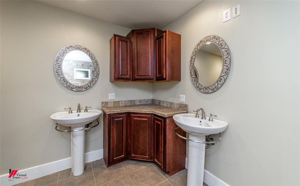 3203 Edson Boulevard Property Photo 17