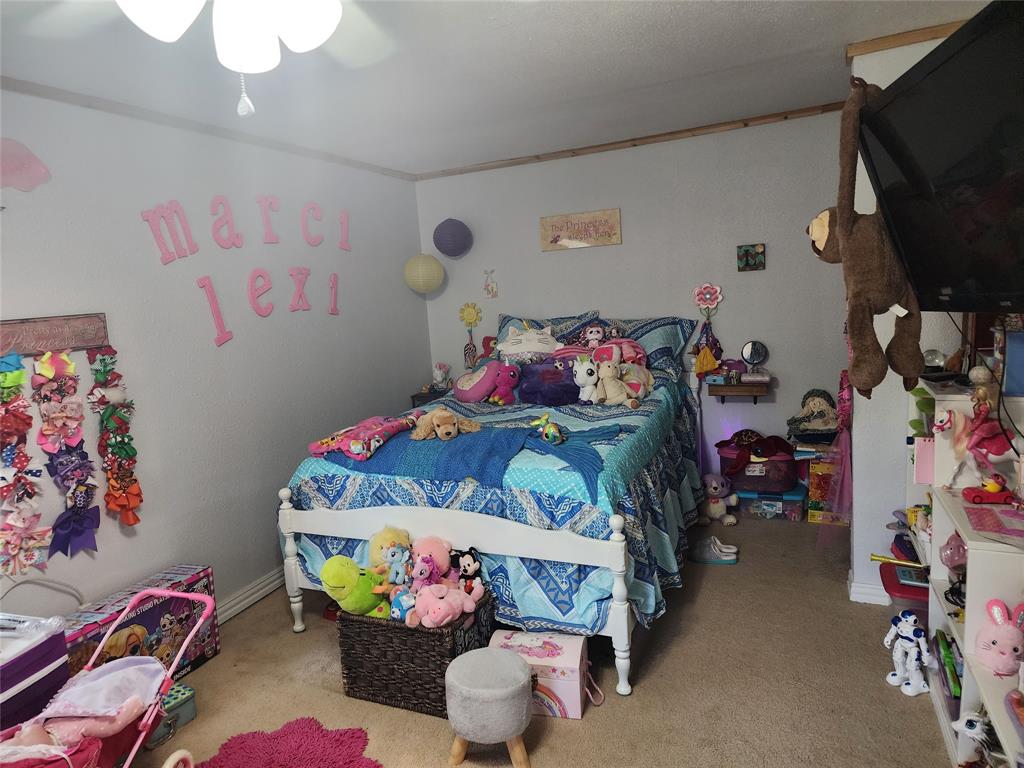 409 Weakes Street Property Photo 3