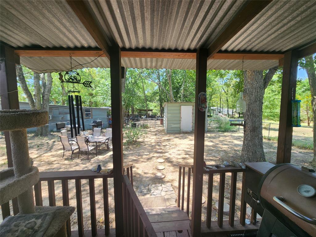 409 Weakes Street Property Photo 4