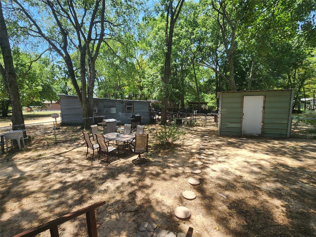 409 Weakes Street Property Photo 5