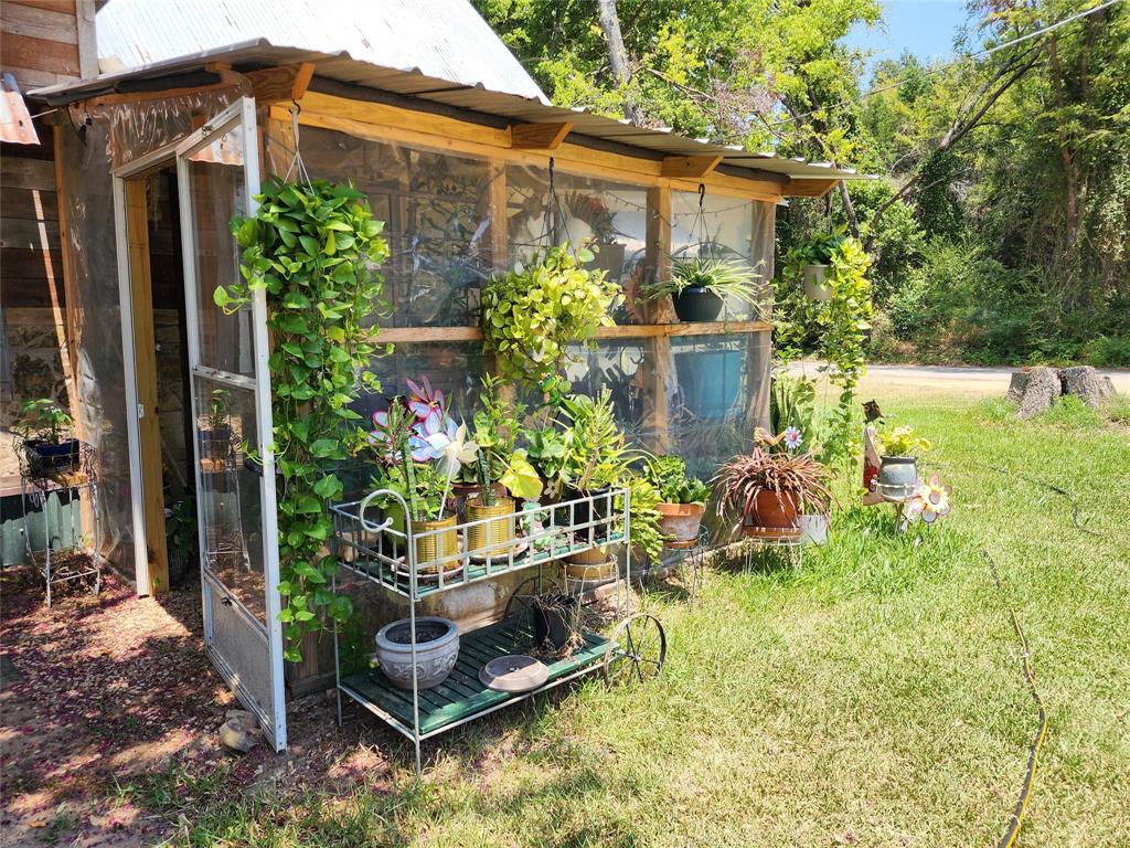 409 Weakes Street Property Photo 13