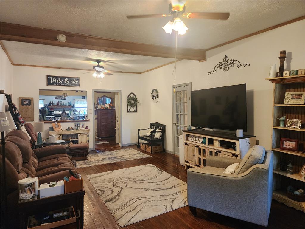 409 Weakes Street Property Photo 16