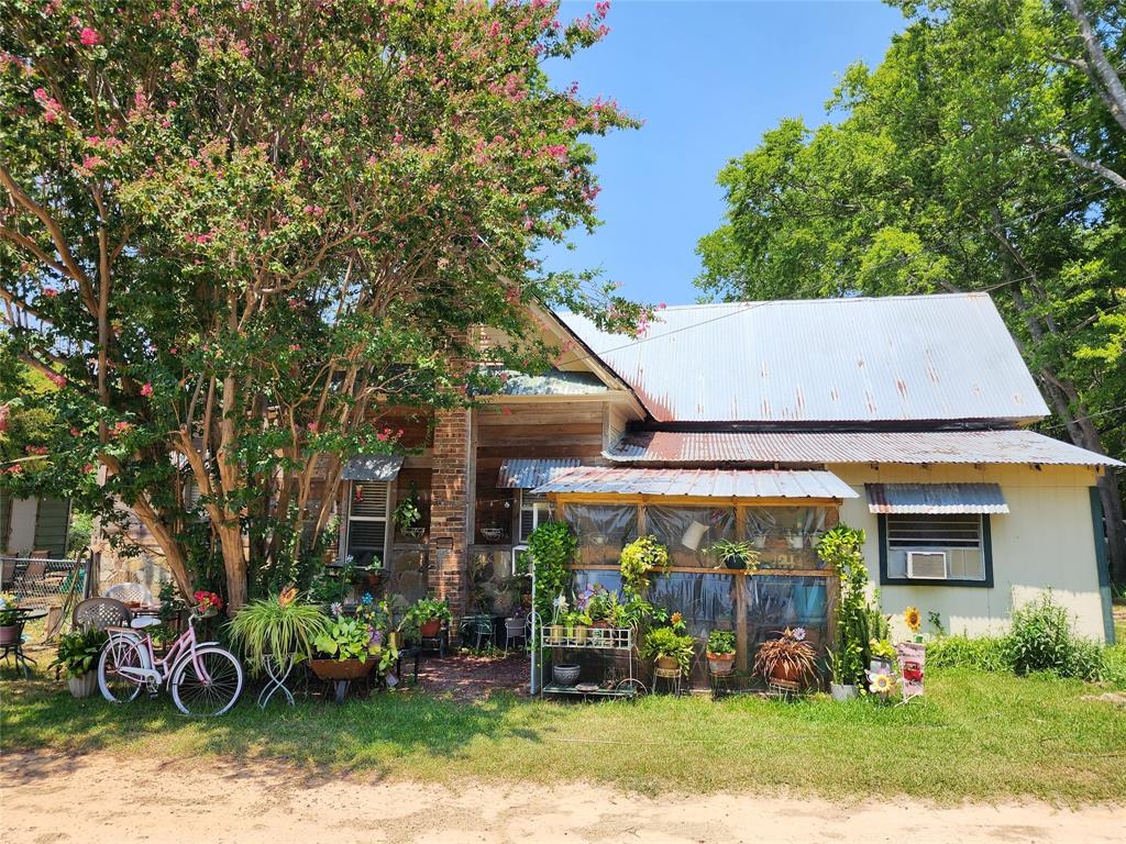 409 Weakes Street Property Photo 23