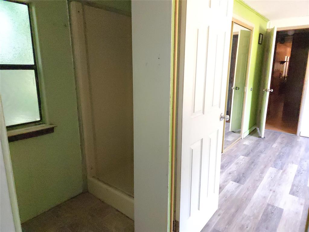409 Weakes Street Property Photo 36