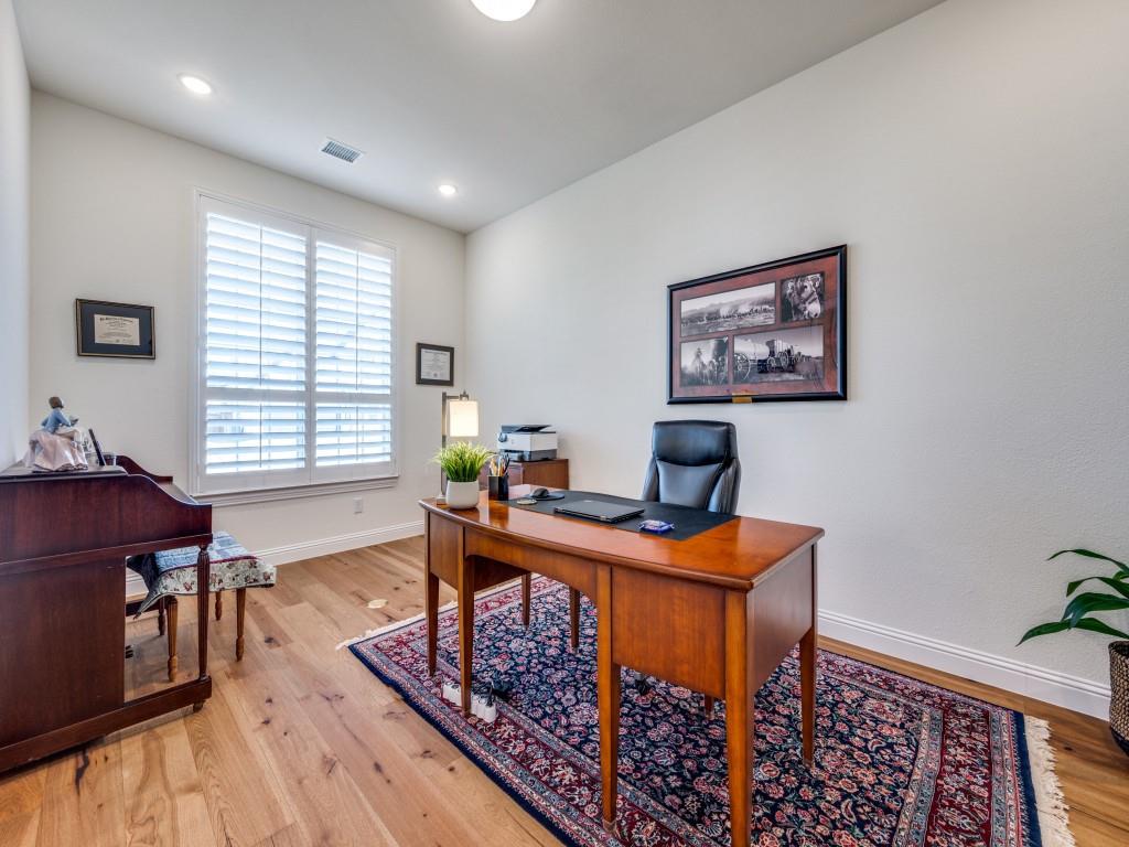 3317 Zenyatta Court Property Photo 6
