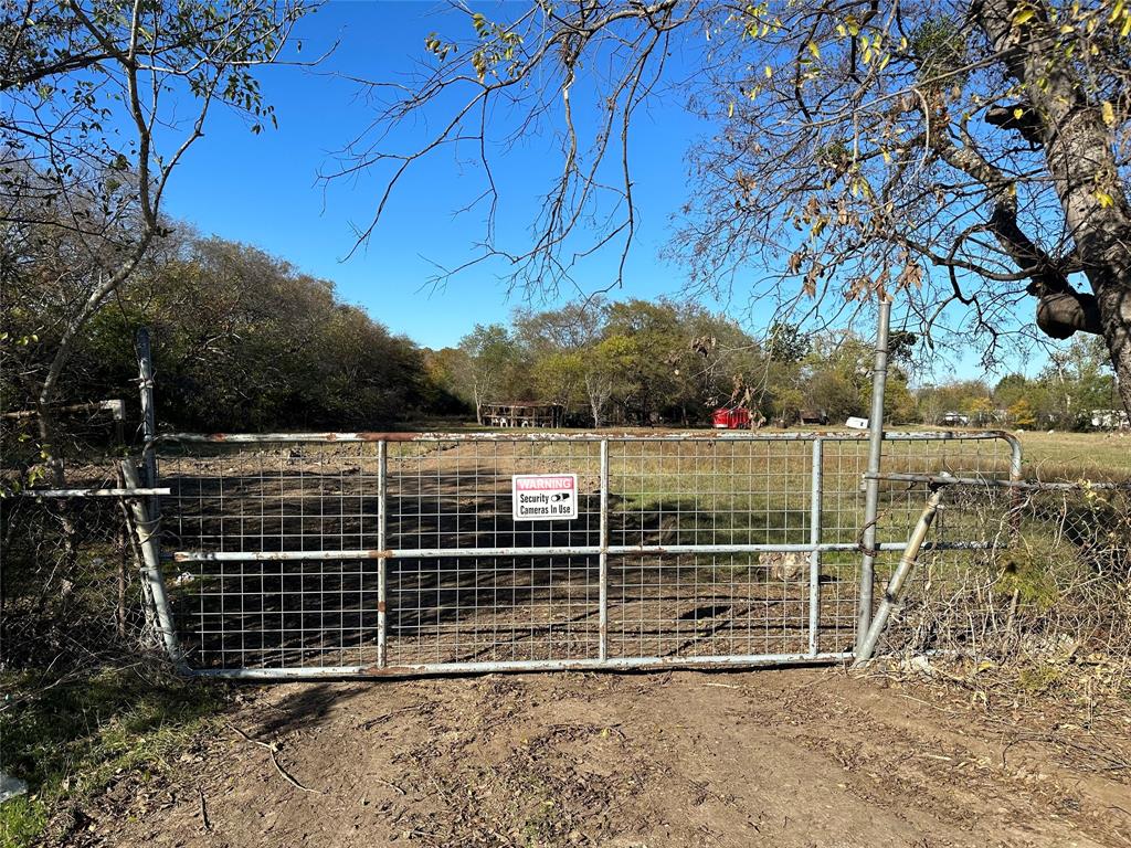 10117 Teagarden Road Property Photo 2