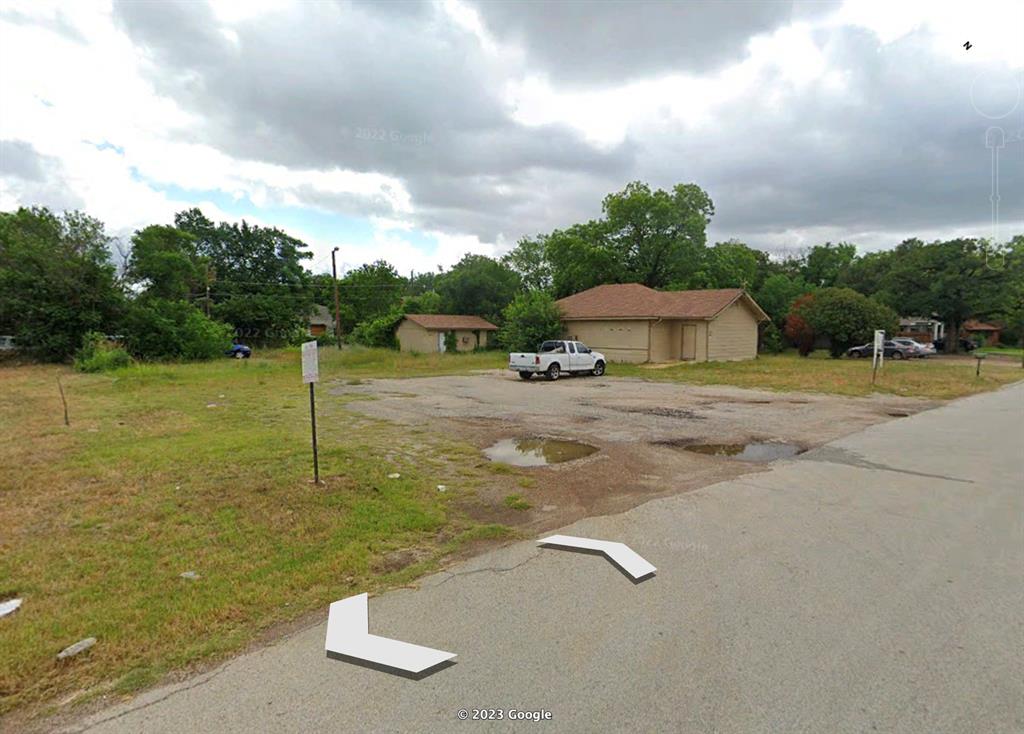 209 Broadmoor Avenue Property Photo 3