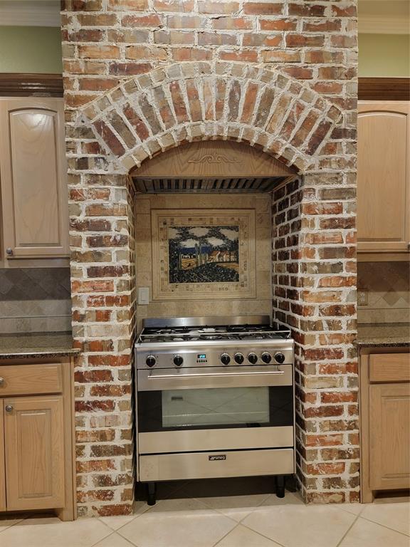 1613 Roma Lane Property Photo 15