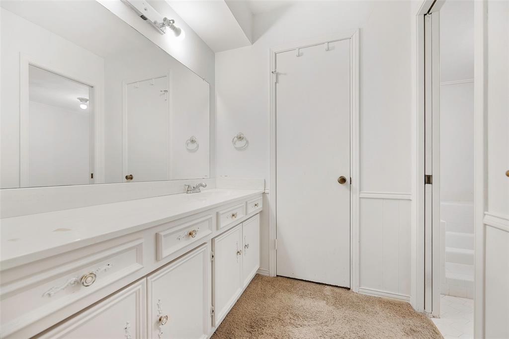 508 Wentworth Drive Property Photo 11