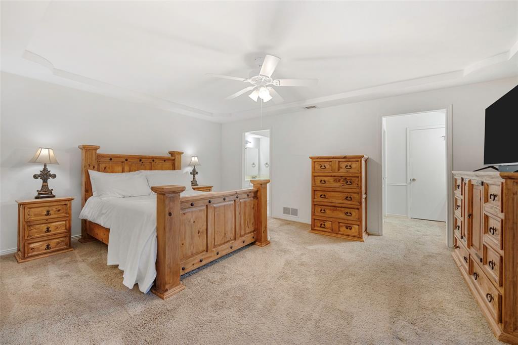 508 Wentworth Drive Property Photo 13