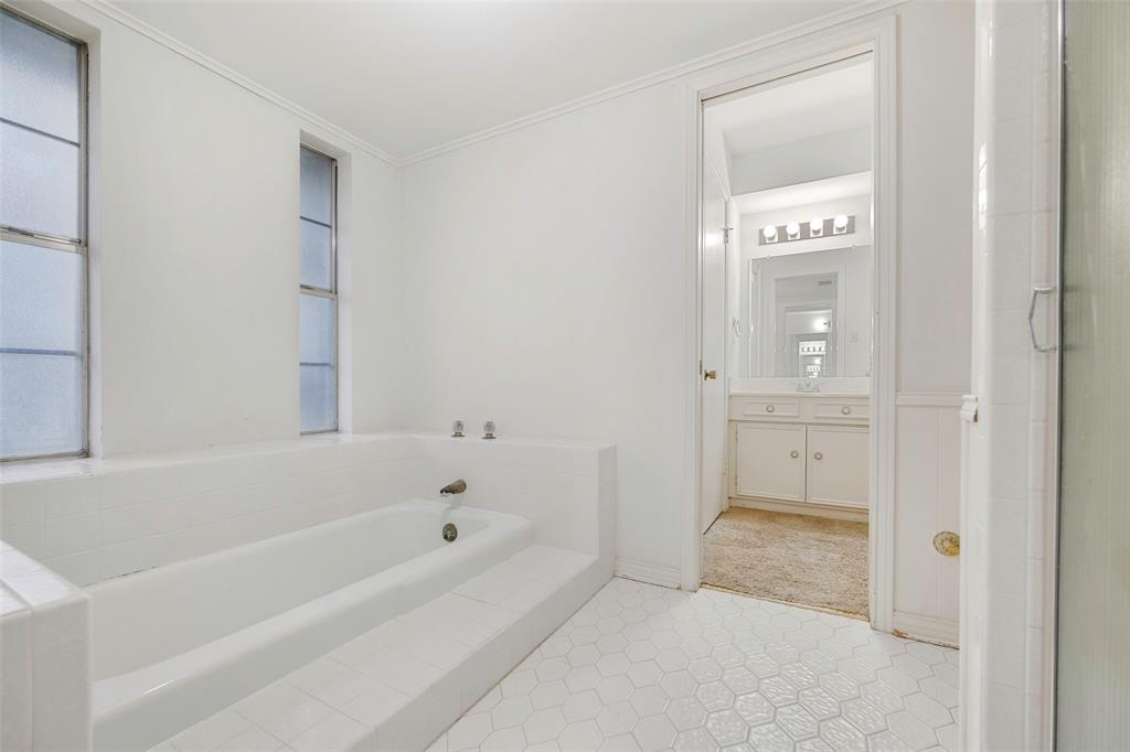 508 Wentworth Drive Property Photo 20