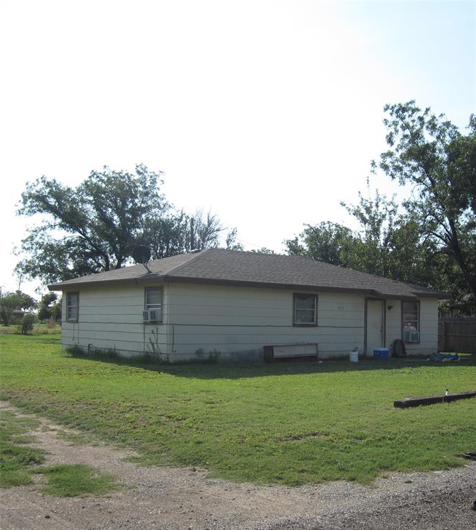 203 N Avenue F Property Photo 1
