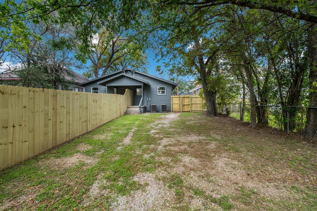 1920 Lyle Avenue Property Photo 12