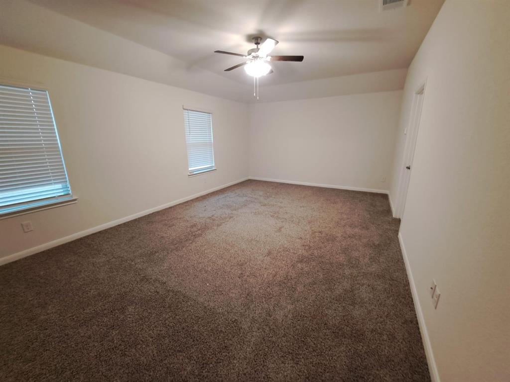 605 Spur Ridge Property Photo 6