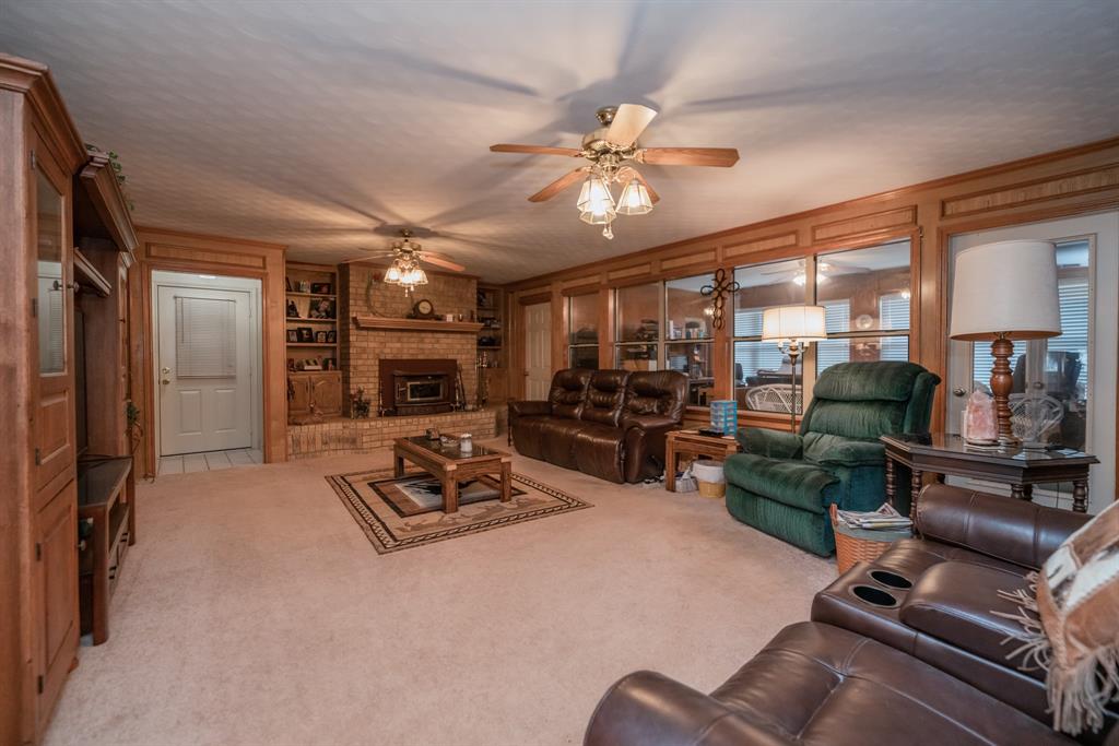 3123 Us Highway 271 Property Photo 9