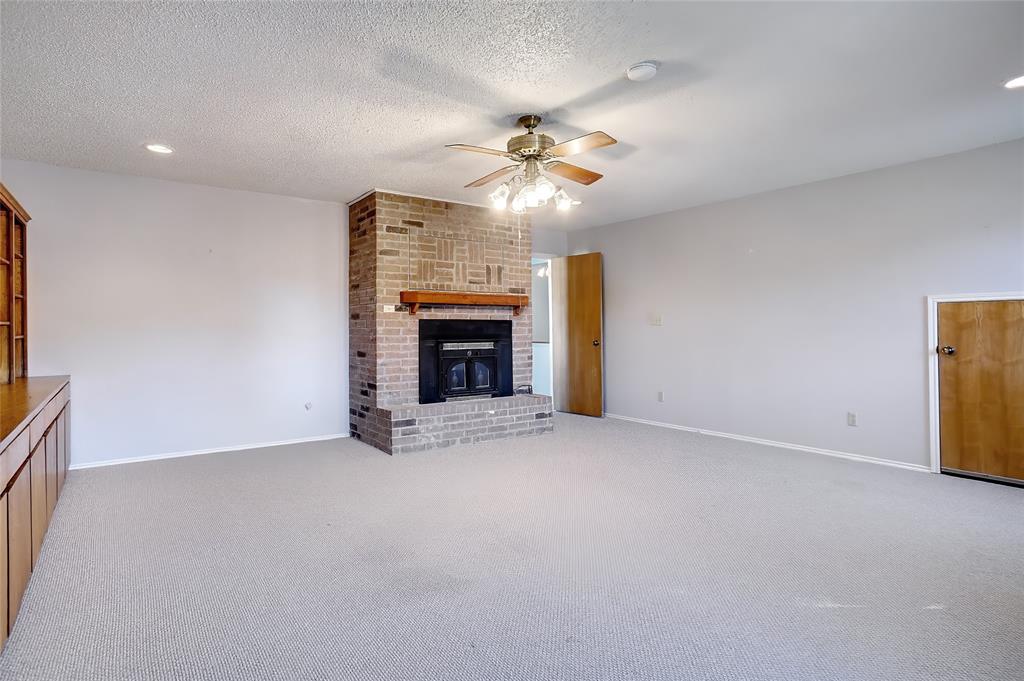 307 S Trenchard Street Property Photo 19