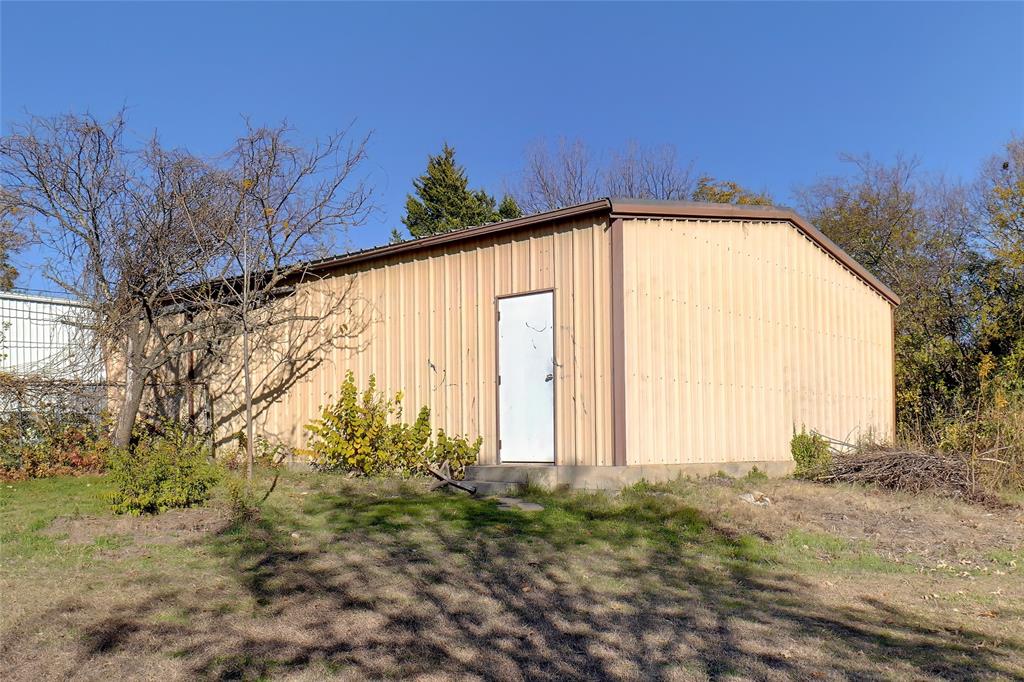307 S Trenchard Street Property Photo 20