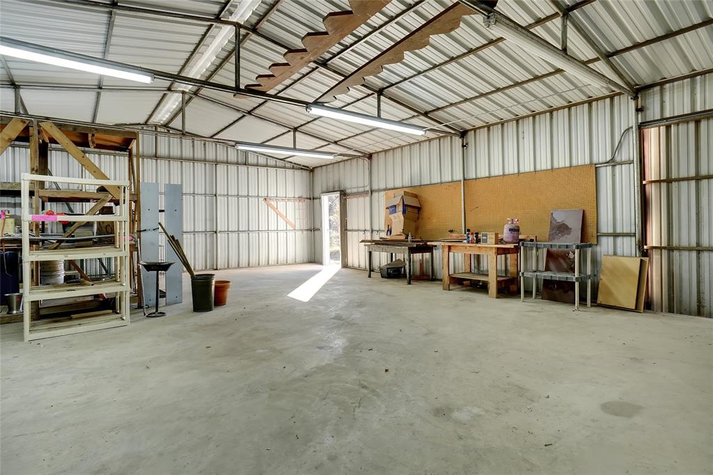 307 S Trenchard Street Property Photo 22