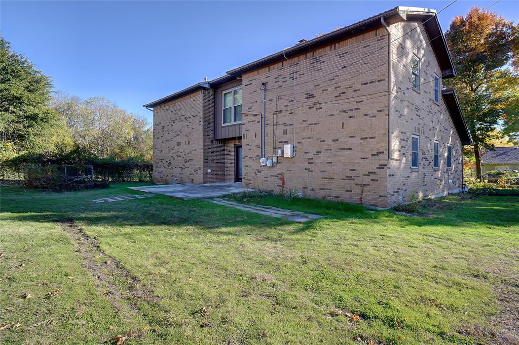 307 S Trenchard Street Property Photo 25