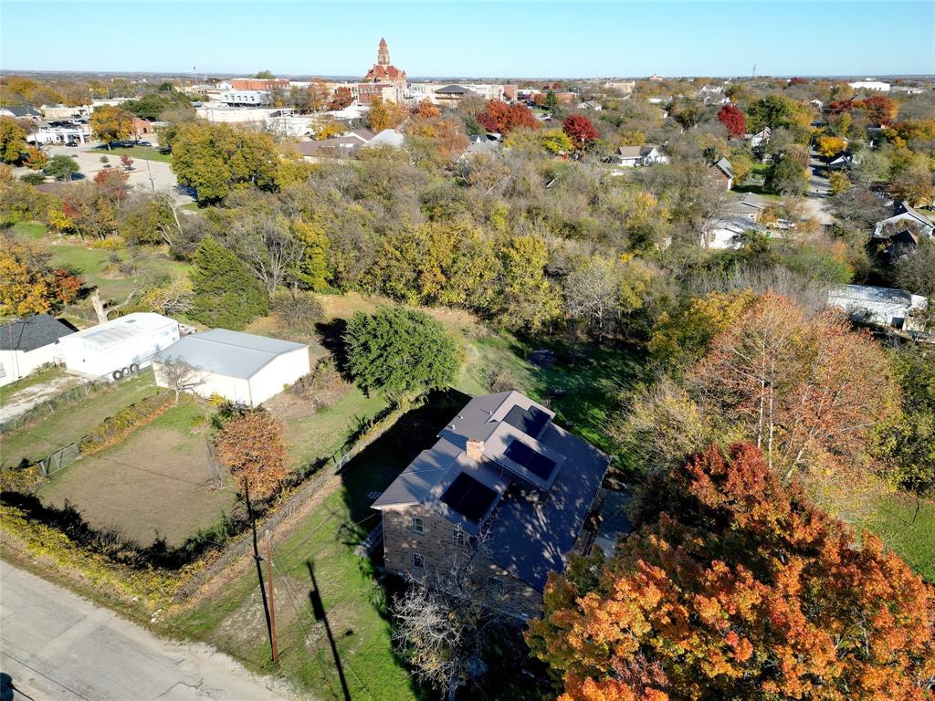 307 S Trenchard Street Property Photo 26