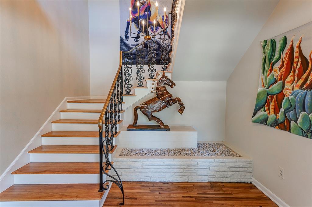 6215 Greenway Road Property Photo 4