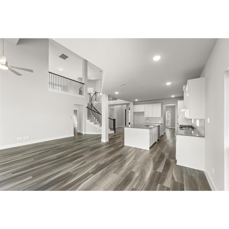 6226 Lake Brook Drive Property Photo 15