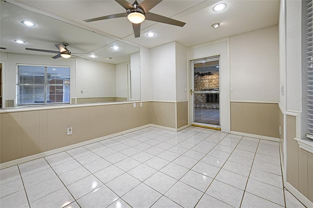 2817 Teakwood Lane Property Photo 13