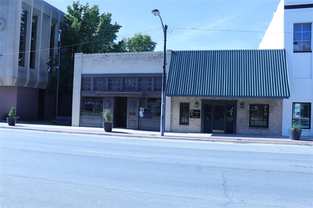 11 N Main Street Property Photo 1