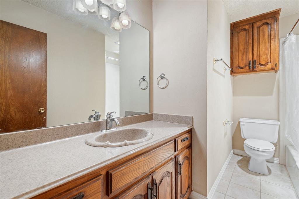 1816 Realistic Court Property Photo 25
