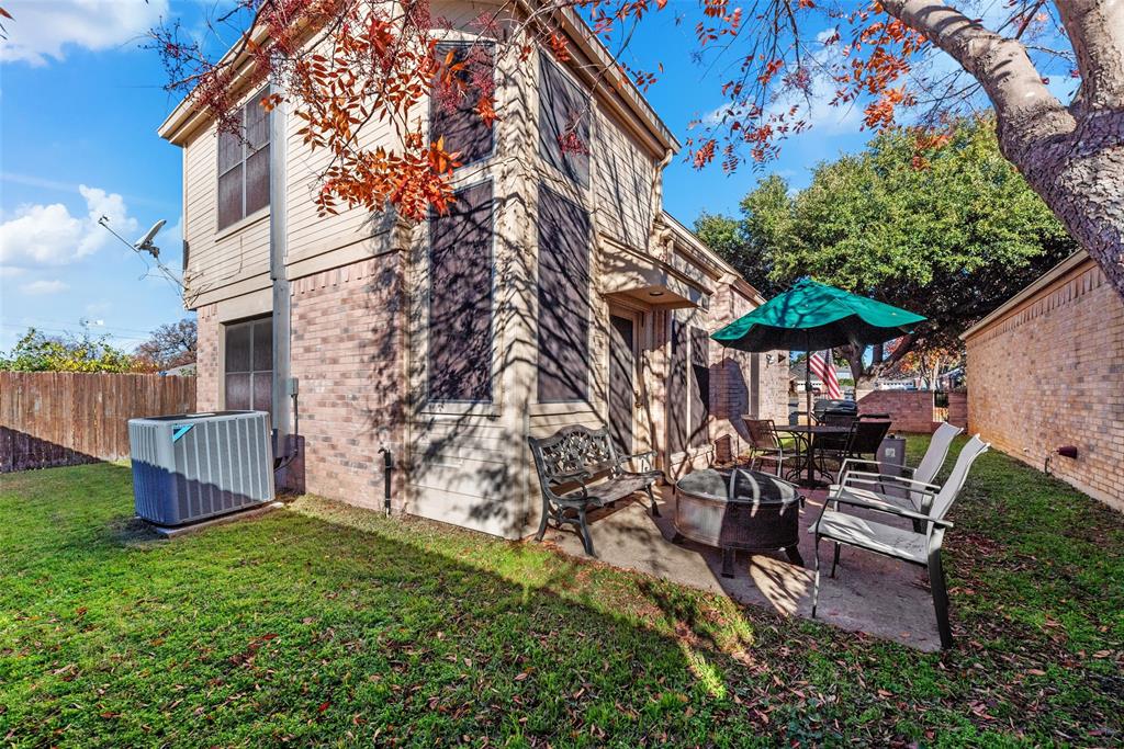 1816 Realistic Court Property Photo 34