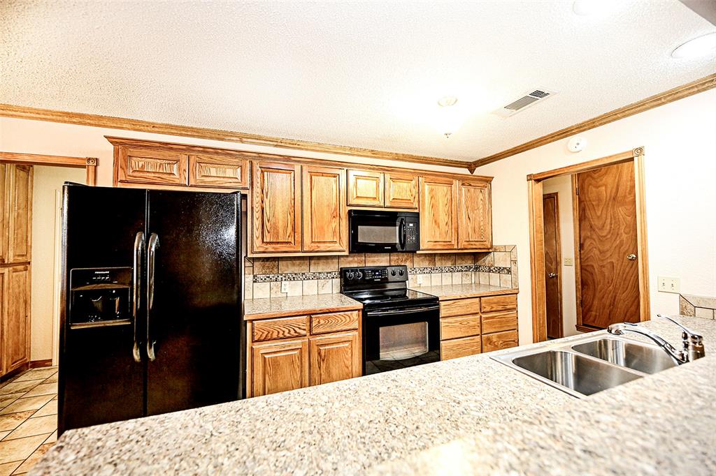 1210 Zahara Street Property Photo 14