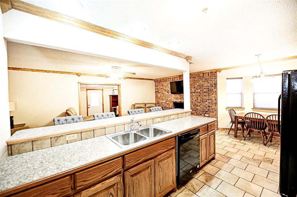 1210 Zahara Street Property Photo 17