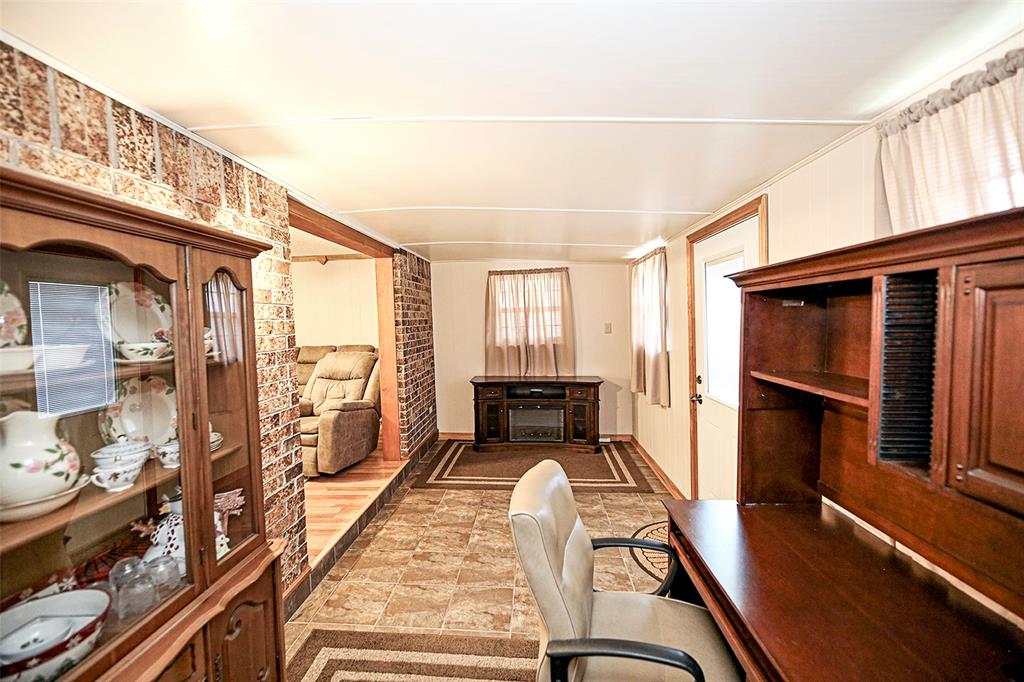 1210 Zahara Street Property Photo 21