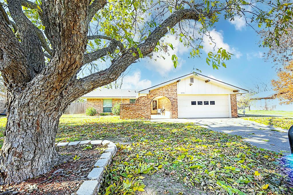 1210 Zahara Street Property Photo 39
