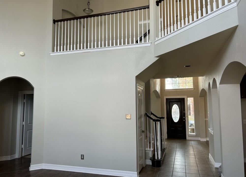6208 Flagstone Drive Property Photo 2