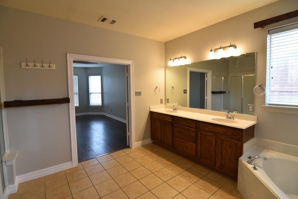 6208 Flagstone Drive Property Photo 17