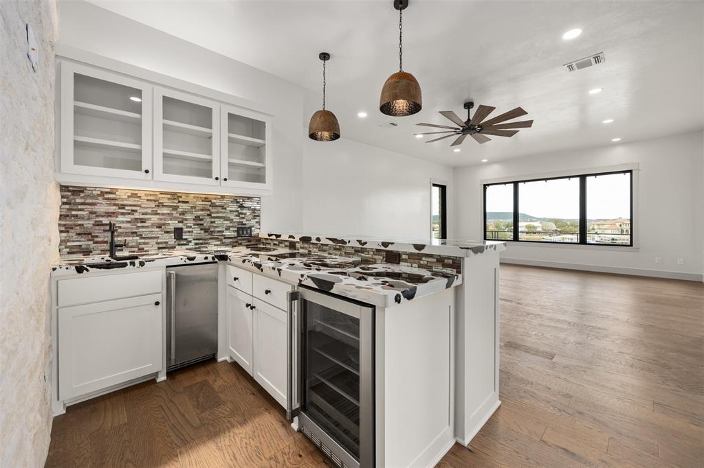 1003 Waxwing Cove Property Photo 19