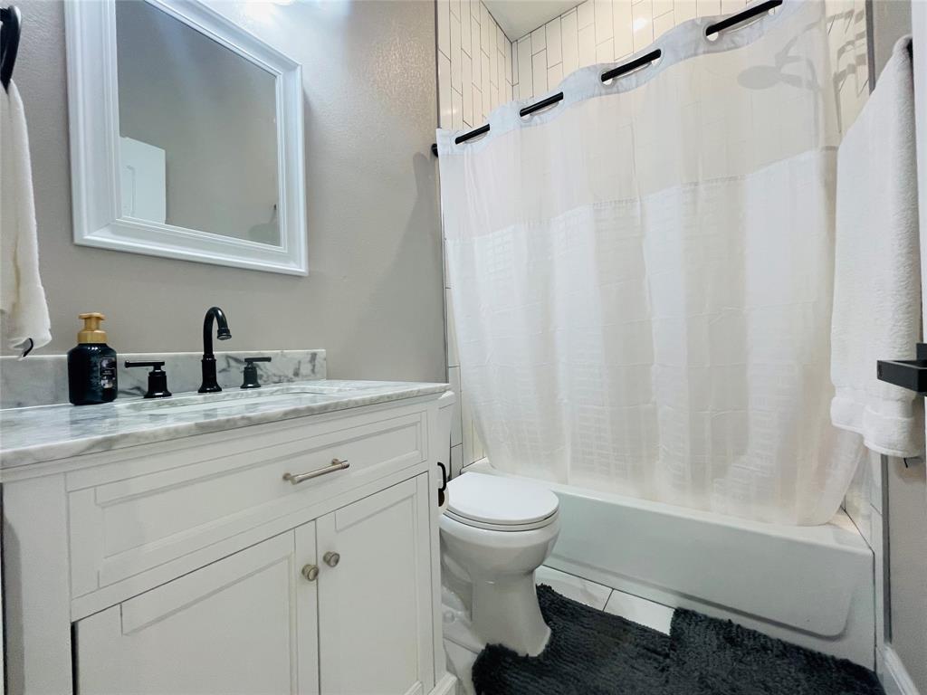 752 Common Street Property Photo 19