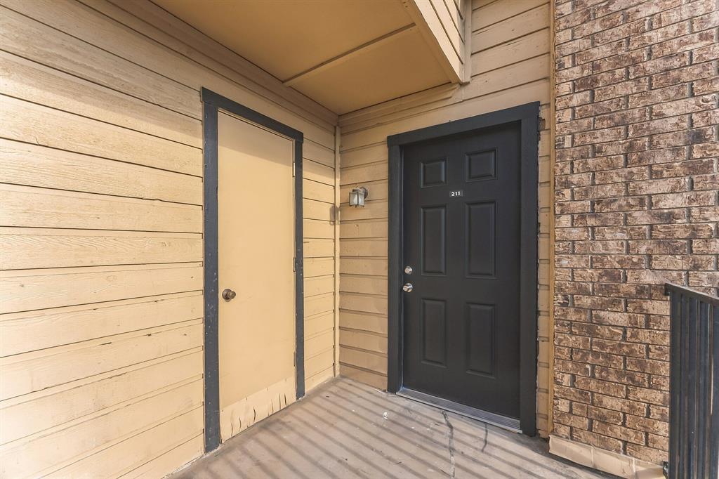3022 Forest Lane Property Photo 1